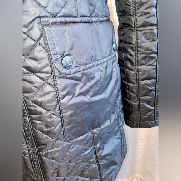Women’s The North Face primaloft‎ Black quilted lightweight coat Sz small - Picture 10 of 16